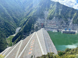 四川兩河口水電站引水發(fā)電系統(tǒng)1號(hào)-3號(hào)機(jī)組段化學(xué)灌漿工程